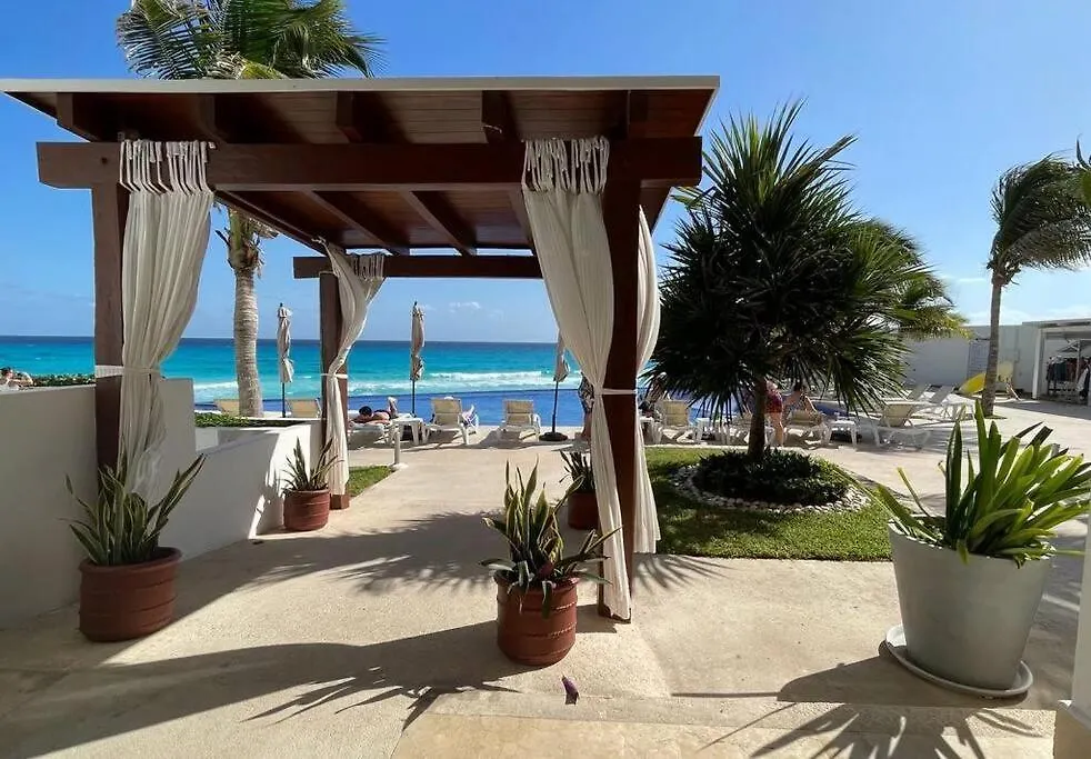 Ocean Dreams By Andiani Travel Aparthotel Cancun